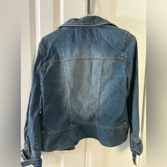 Jean jacket. Designer brand and vintage style: classiques entier. Size 6. - Picture 2 of 2